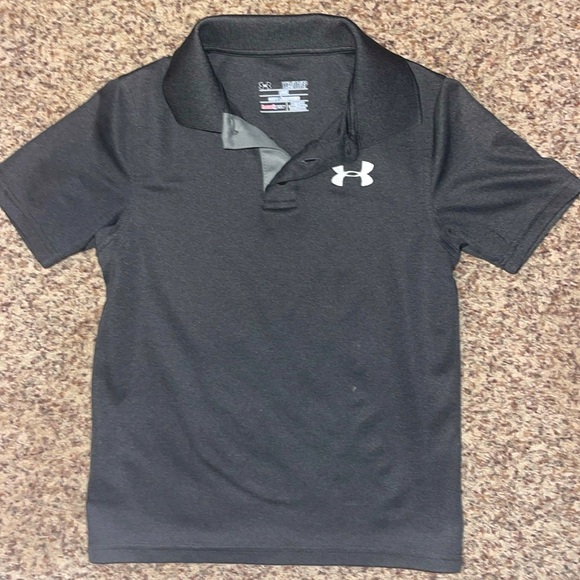 Under Armour Other - Under Armour youth extra small heat gear Heather Gray pullover polo small stain